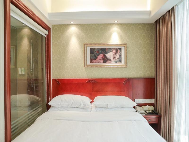 Vienna Hotel Dongguan Hou Street Wanda Plaza Екстериор снимка